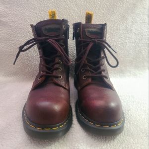 Dr Martens Women's size 9 LIKE NEW